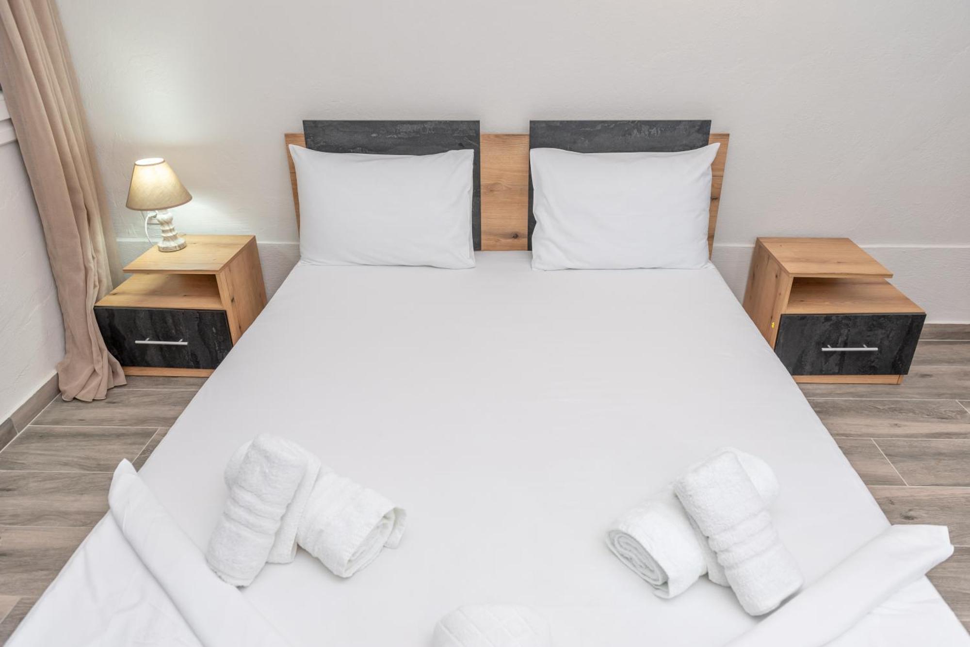 Medusa Rooms Kallithea  Buitenkant foto