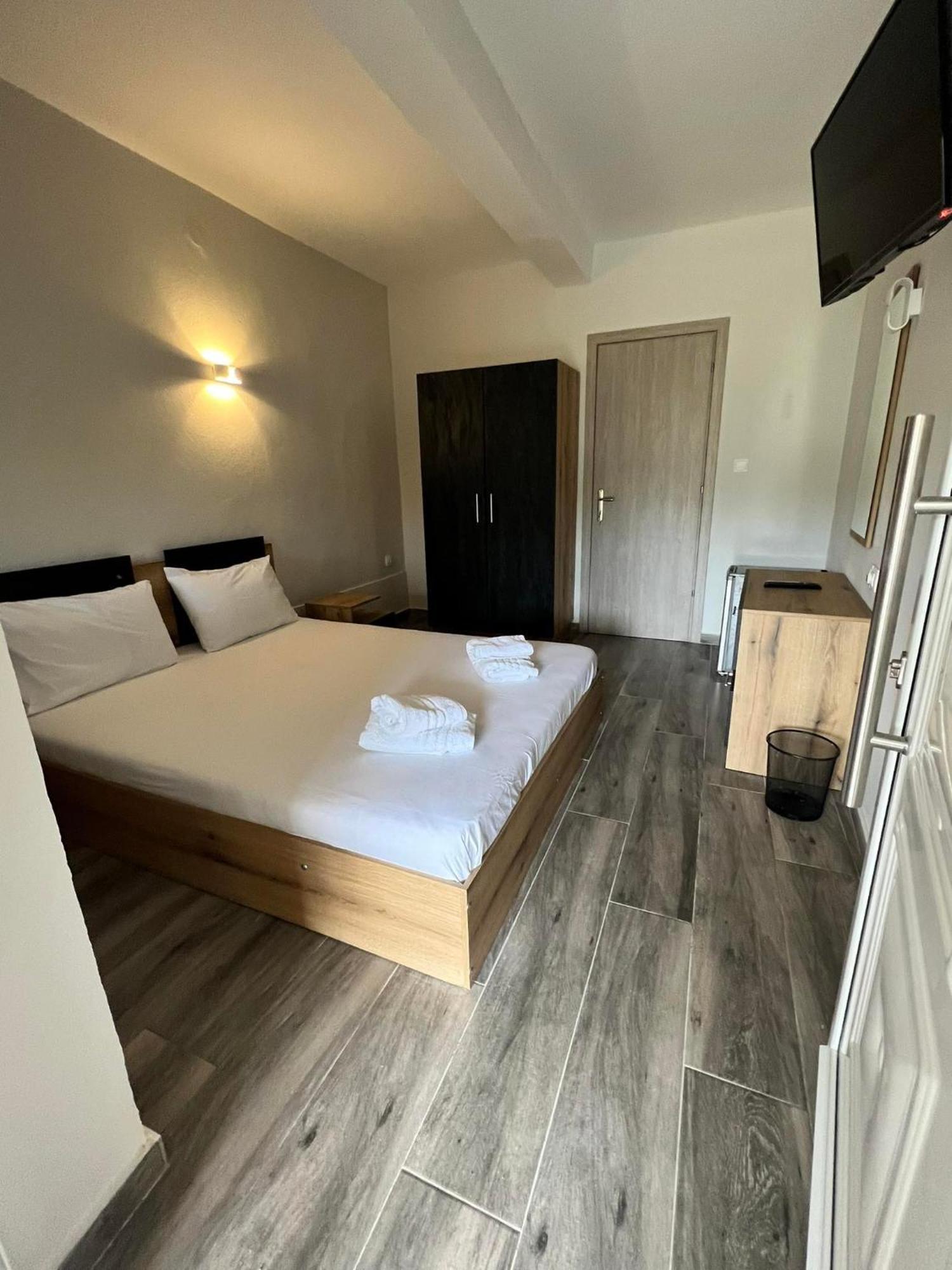 Medusa Rooms Kallithea  Buitenkant foto