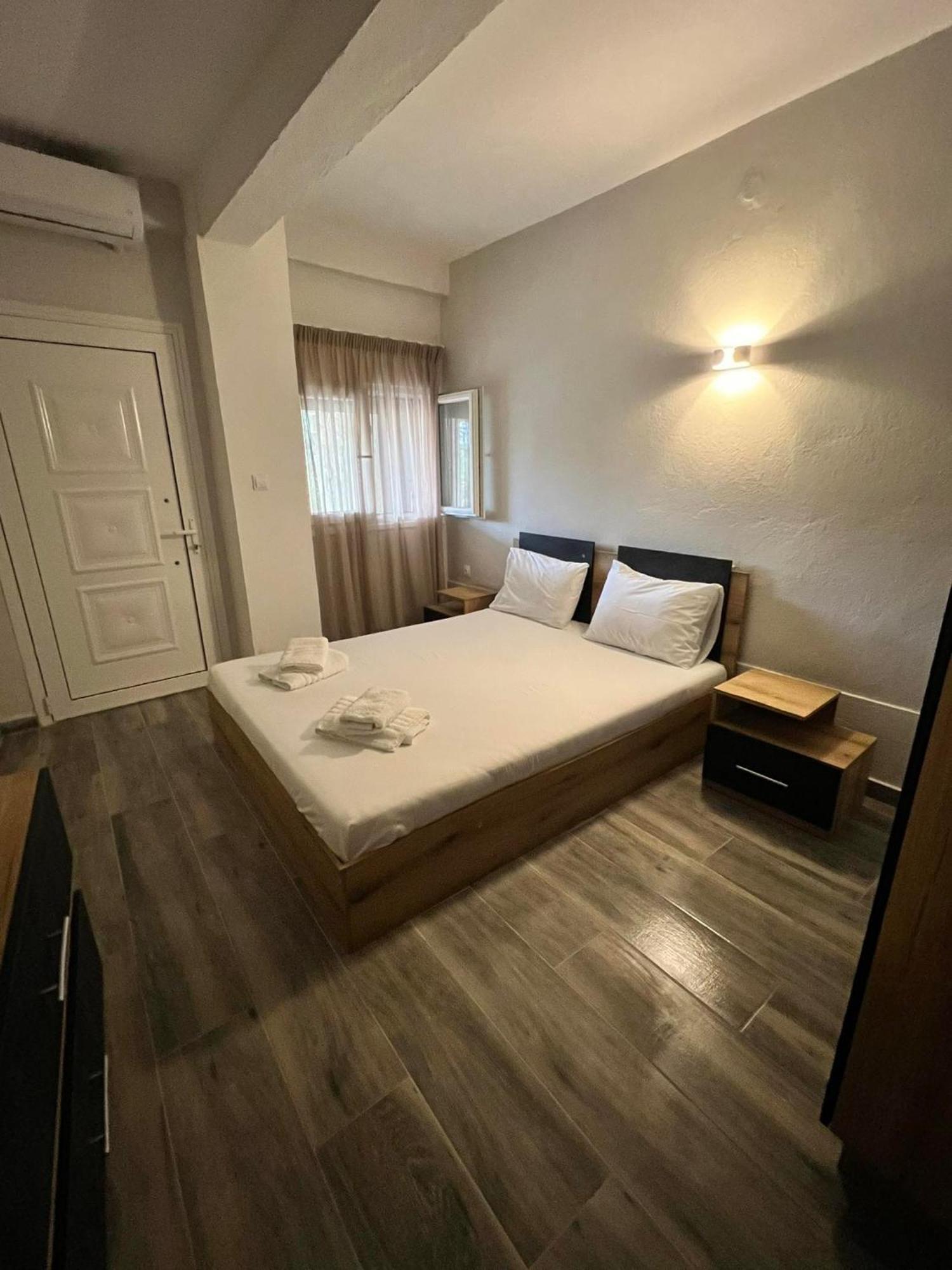 Medusa Rooms Kallithea  Buitenkant foto