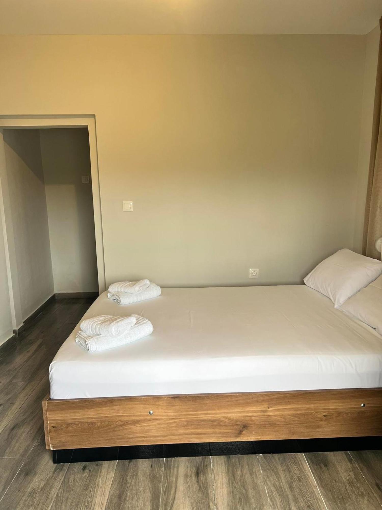 Medusa Rooms Kallithea  Buitenkant foto