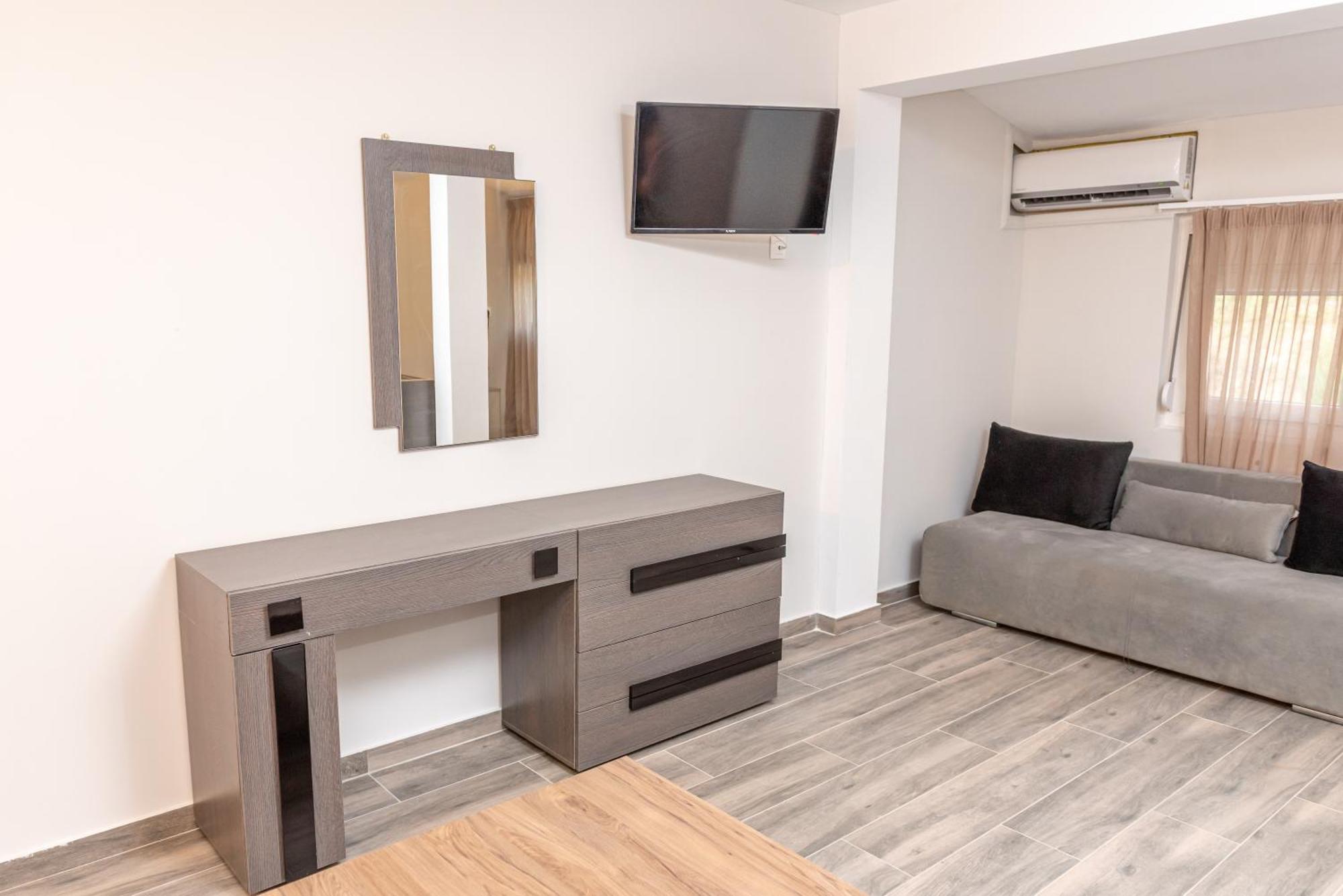 Medusa Rooms Kallithea  Buitenkant foto
